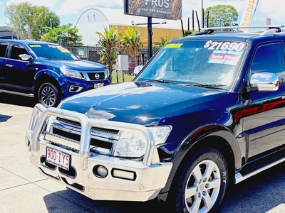 2011 Mitsubishi Pajero RX Wagon