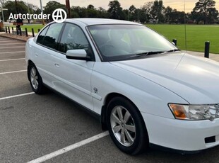 2004 Holden Commodore Executive Vyii