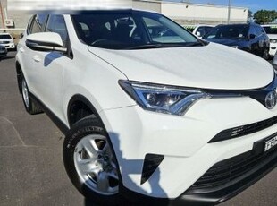 2017 Toyota RAV4 GX (4X4) Automatic
