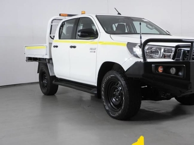 2020 Toyota Hilux SR Cab Chassis Double Cab