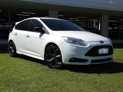 2012 Ford Focus ST LW MKII Manual