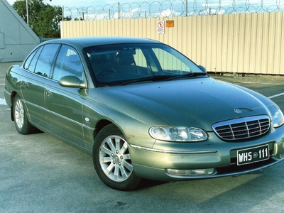 2003 holden statesman whii v8 sedan