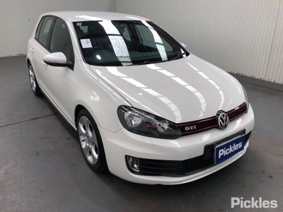 2010 Volkswagen Golf