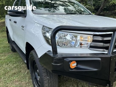 2017 Toyota Hilux SR (4X4) GUN126R