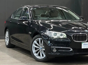 2015 BMW 5 Series 520i Luxury Line Sedan