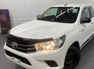 2015 Toyota Hilux SR Utility Extra Cab