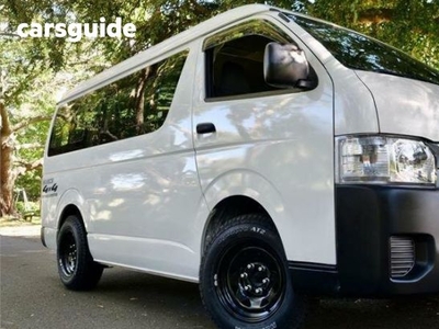 2015 Toyota HiAce 4WD 10 Seater Widebody 4WD 10 Seater Widebody