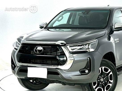2021 Toyota Hilux SR5 + Premium Interior (4X4) GUN126R