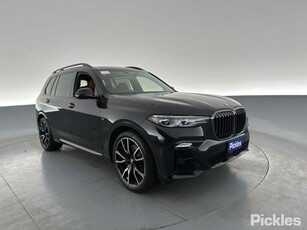 2022 BMW X7