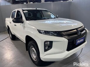 2020 Mitsubishi Triton