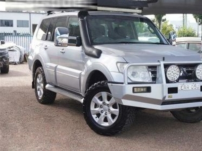 2011 Mitsubishi Pajero Platinum Edition Automatic