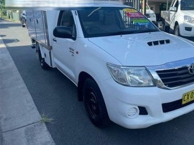 2012 Toyota Hilux SR Manual