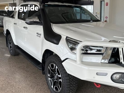 2021 Toyota Hilux SR5 + Premium Interior (4X4) GUN126R