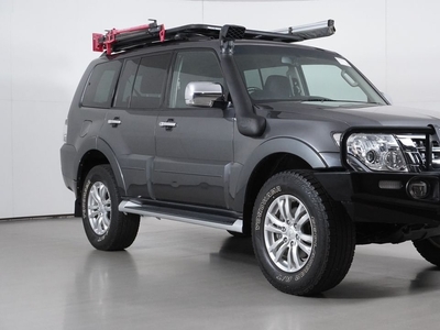 2015 Mitsubishi Pajero GLX Wagon