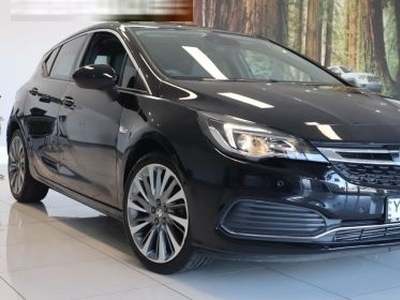 2019 Holden Astra RS-V Manual