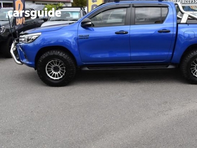 2016 Toyota Hilux SR5 (4X4) GUN126R