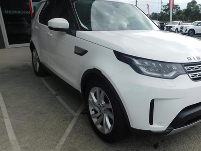2016 Land Rover Discovery TD4 HSE Wagon