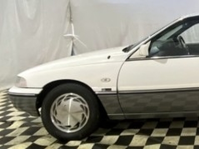 1992 holden commodore vp calais sedan