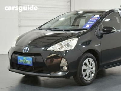 2013 Toyota Prius C Hybrid NHP10R