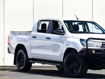 2017 Toyota Hilux SR (4X4) GUN126R