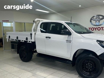 2019 Toyota Hilux 4x4 SR 2.8L Tual Extra