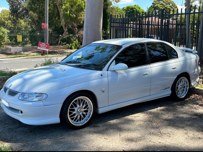 1998 holden commodore vt ss sedan