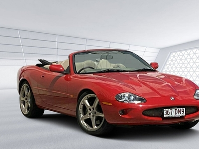 2000 jaguar xkr with r features 5 sp automatic 2d convertible