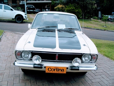 1969 ford cortina gtl sedan