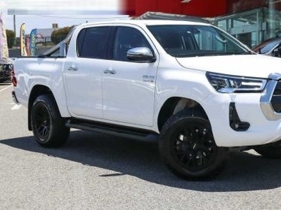 2021 Toyota Hilux SR5 (4X4) Automatic