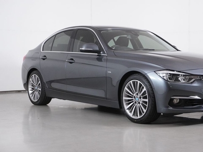 2016 BMW 3 Series 320i Luxury Line Sedan