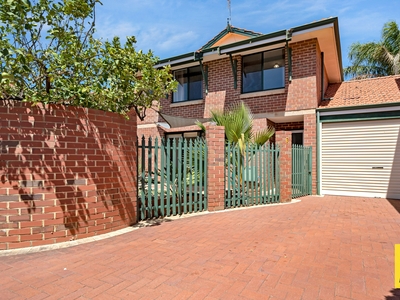 Attractive 3-Bedroom Townhouse In this Ideal Swan River Locality
