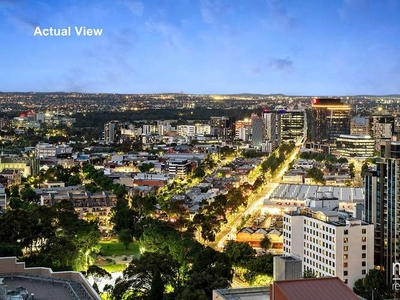 Corner Melbournes Best Northerly View in Grand Style!