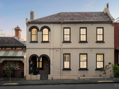 Stunning Contemporary Conversion Of One Of East Melbourne’s Earliest Homes