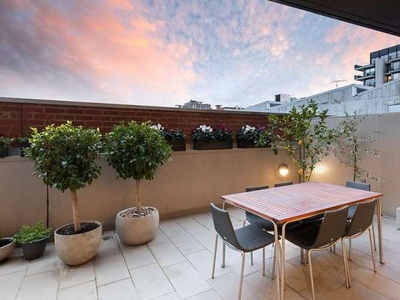Light filled luxury in the heart of Fitzroy