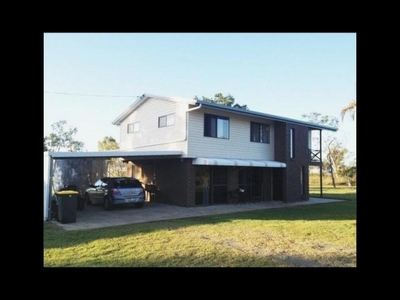 3 Bedroom Detached House Midge Point QLD For Sale At 550