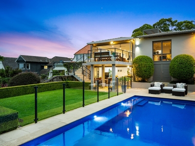 Clifton Gardens architecturally designed masterpiece, rare all-inclusive views and northern sun