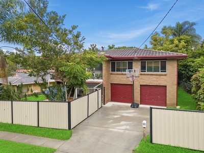 DREAM FAMILY HOME IN SOUGHT AFTER SUBURB