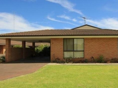 3 Bedroom Detached House East Bunbury WA For Sale At 325000