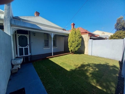 3 bedroom, Perth WA 6000