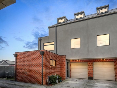 8/69-71 Potter Street, Dandenong, VIC 3175