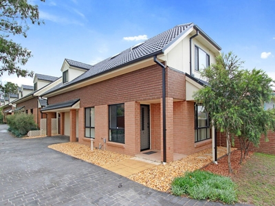 1/19 Walter Street, Kingswood NSW 2747 - Townhouse For Lease