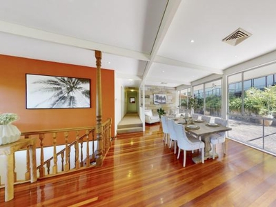 4 Bedroom Detached House The Gap QLD For Sale At 2