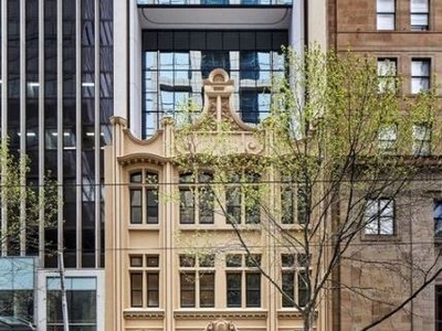 2 Bed/2 Bath/1 car Luxury Apartment above the heart of Collins Street