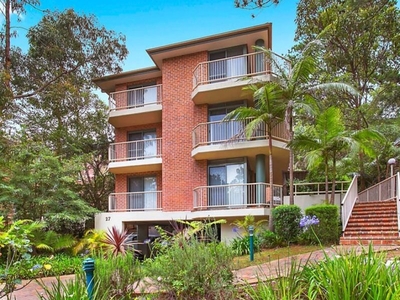 4/27 Sherbrook Road, Hornsby NSW 2077