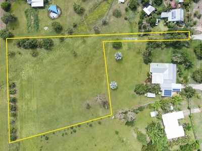 Over 1.5 Acres in Alligator Creek - Build your Dream Home!