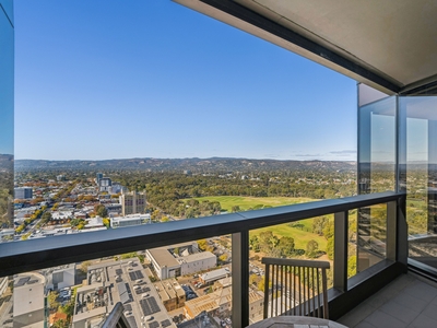 Living at the Top: Breathtaking Views from a Luxurious High-Rise