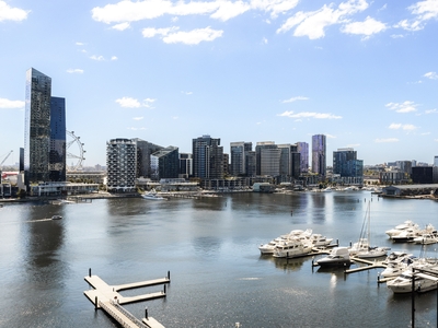 Luxurious Waterfront Living in Docklands