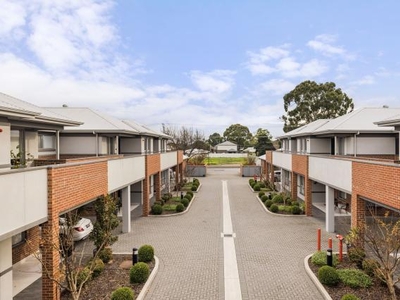 3 Bedroom Apartment Unit Glynde SA For Sale At
