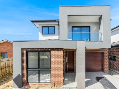 37 Woodlee Street, Dandenong VIC 3175 - House For Lease