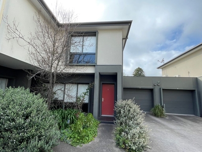 4/3-5 Springs Road, Clayton South VIC 3169 - Townhouse For Lease